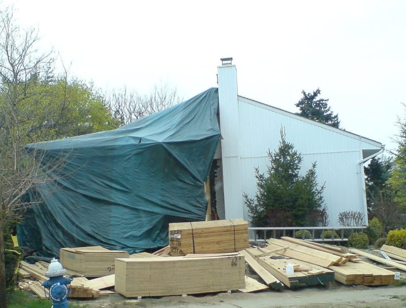Heavy-Duty Reversible Green/Silver Poly Tarp - Image 2